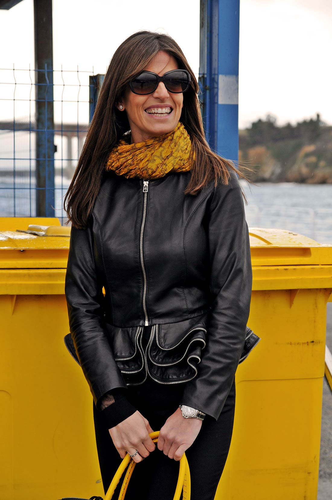 simply-mathilda-blanco-y-negro-vs-amarillo-1100x1656-15